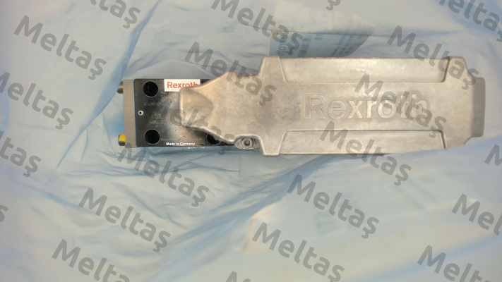 P/N: R901382318, Type: 4WRPEH 6 C4B12L-3X/M/24A1 Rexroth
