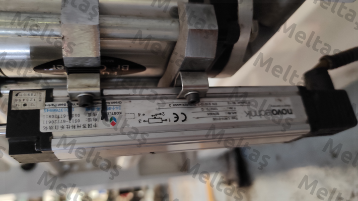 Type: LWH-0100 P/N:024304 Novotechnik