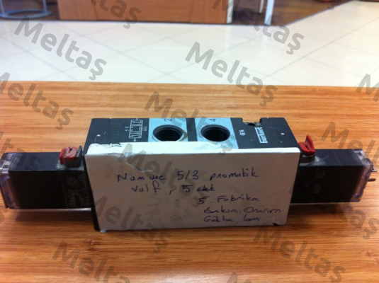 00122666  Burkert