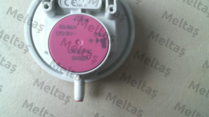 90439801 Pressure switch .23" pink label Combat (formerly Roberts Gordon)